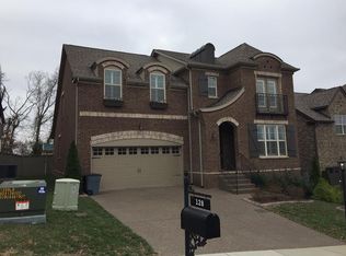 128 Cobbler Cir, Hendersonville, TN 37075