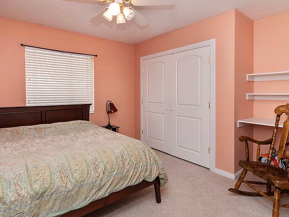 5th image of 2195 N 3475 W