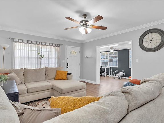 5th image of 3307 W Braddock St