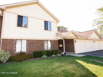 813 E Carriage Ln, Palatine, IL, 60074