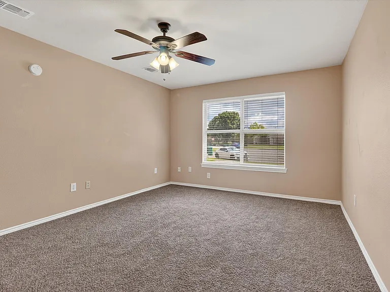 3132 Cedar Hill St — Photo 17