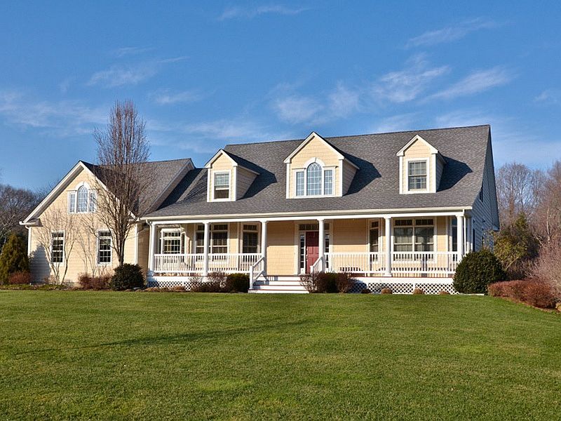 House Similar to Photo
