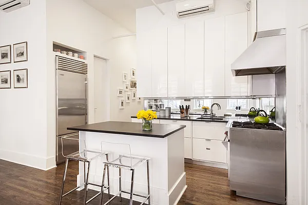 Sold by Stribling | media 11