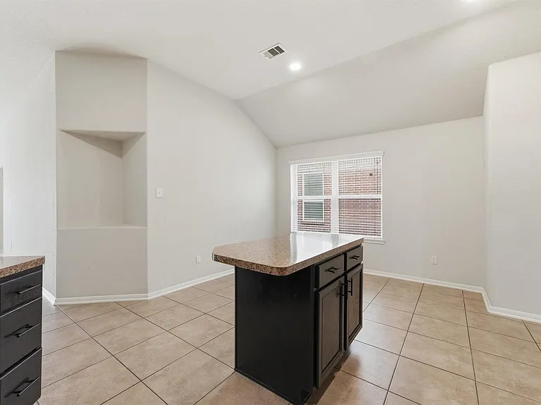 5211 Cayenne Ln — Photo 12