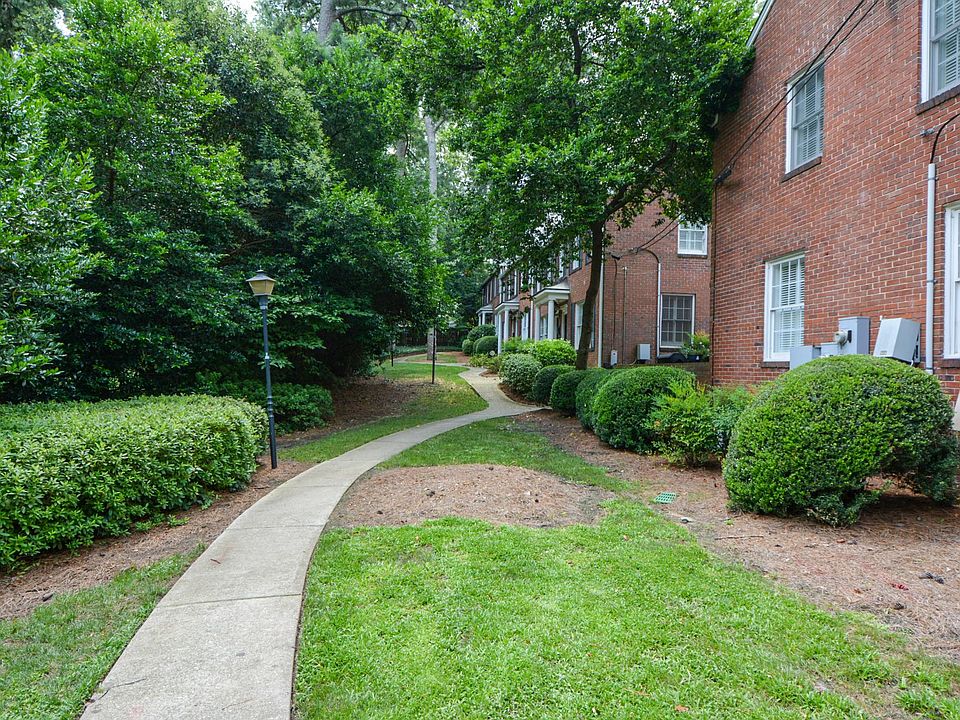 1st image of 99 Sheridan Dr NE APT 8