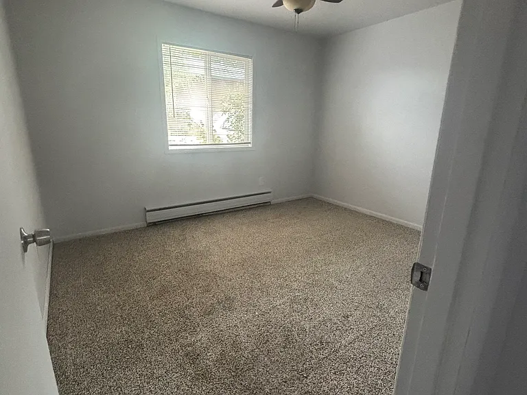 12437 SW Hall Blvd #3 — Photo 3