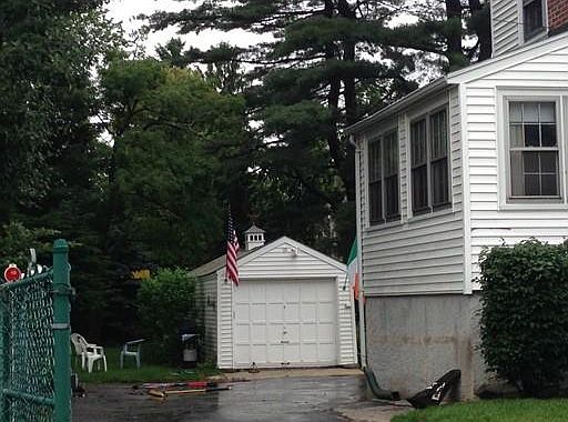 2nd image of 40 Pond St