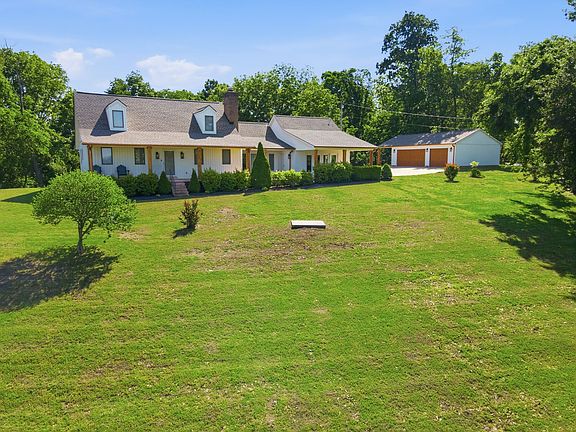 5th image of 881 Mount Olivet Rd