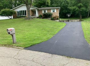 1739 Winding Trl, Springfield, OH 45503