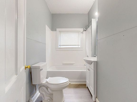 5th image of 260-262 E Bucyrus St #260
