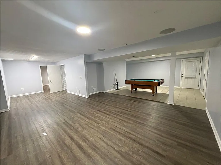 3336 Camelot Dr — Photo 40