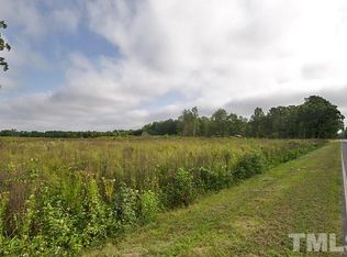 1 Peter Gill Rd, Henderson, NC 27536