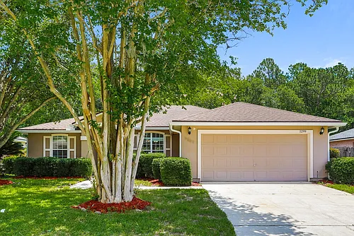 1299 Summit Oaks Dr E Photo 1