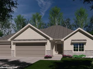 807 Bridgeview St, Polk City, IA 50226