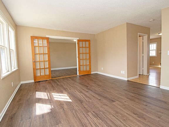 5th image of 1563 6th Ave N #1
