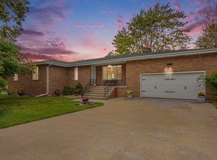 8200 McKinley St, Merrillville, IN 46410
