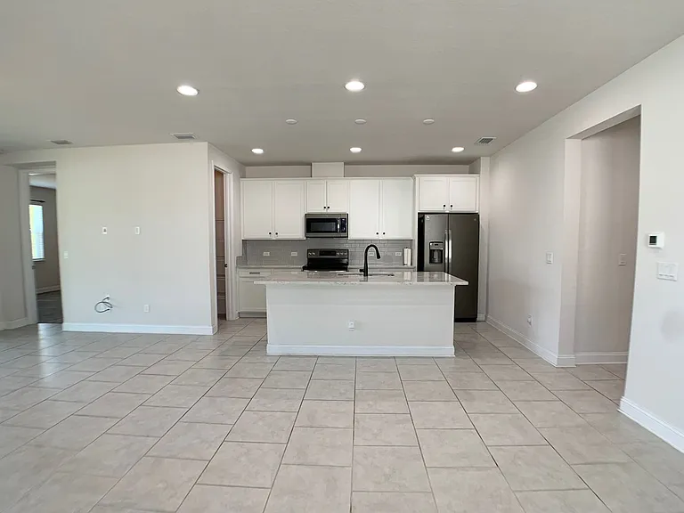 1499 Tropical Pine Cv — Photo 17