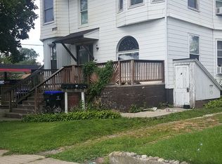 802 E Jefferson St APT 05, Bloomington, IL 61701