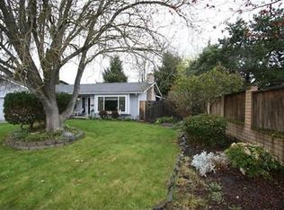 2556 Stonebrook Dr, Medford, OR