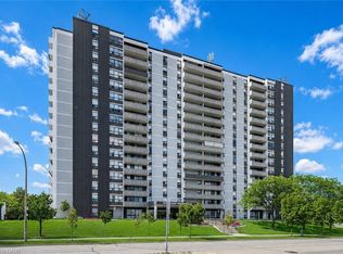 2055 Upper Middle Rd #1202, Burlington, ON L7P 3P4