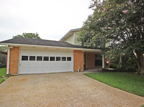 127 Oaklawn Dr, Saint Rose, LA 70087