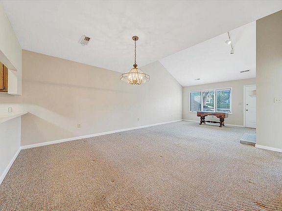 5th image of 8506 Pinehurst Cir