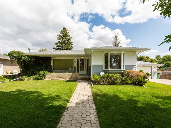 2211 W 17th St, Coaldale, AB T1M 1E3