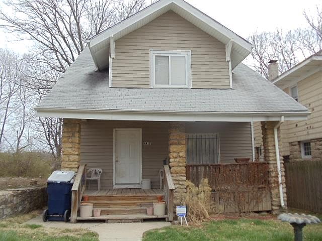 2nd image of 4417 Tracy Ave