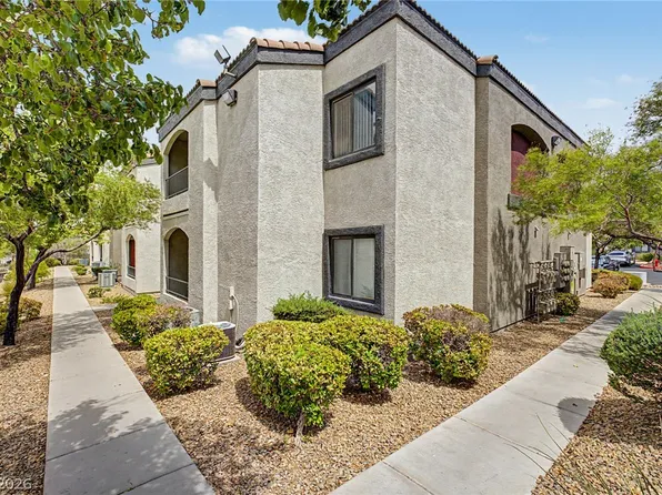 950 Seven Hills Dr APT 128, Henderson, NV 89052