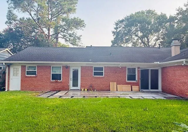 5617 Flack Dr — Photo 2