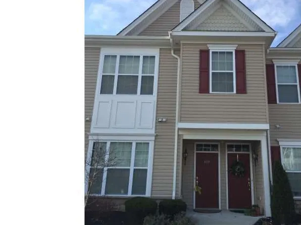 809 Van Gogh Ct #809, Williamstown, NJ 08094