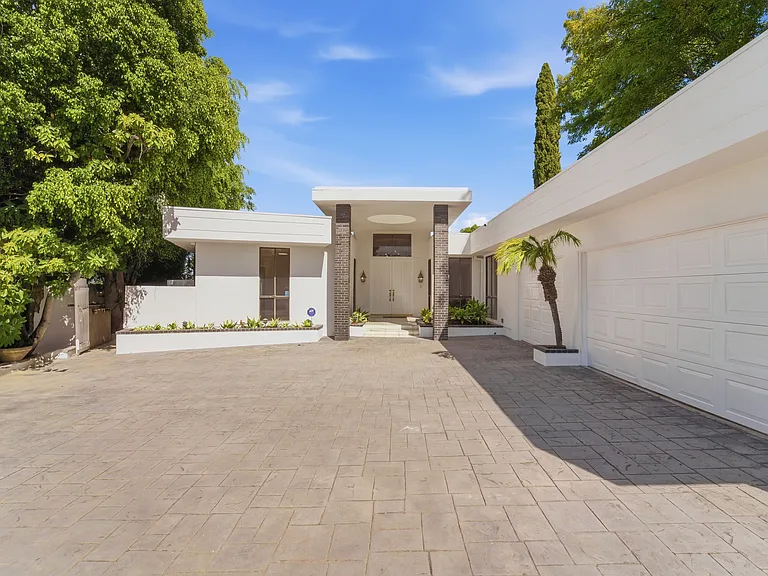 3329 Dona Rosa Dr — Photo 43