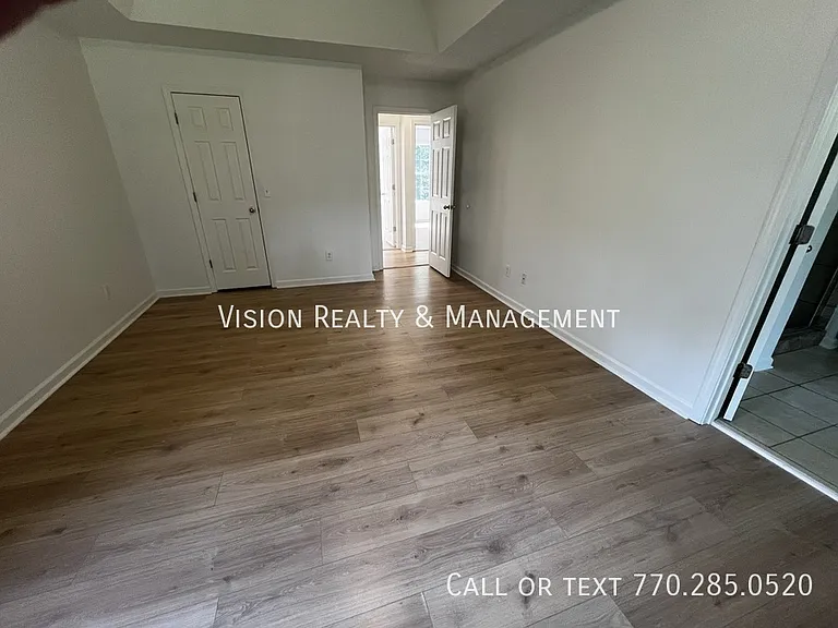 64 Wooddale Ln — Photo 23
