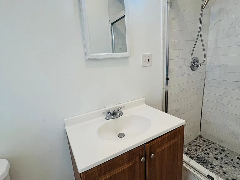 6012 Polk St #2 — Photo 9