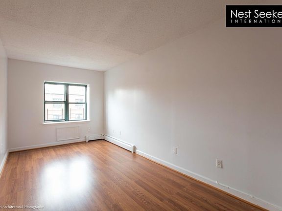 2nd image of 64 E 119th St Fl 3