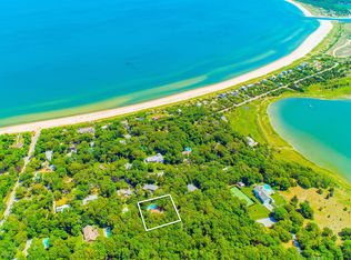12 Sammys Beach Rd, East Hampton, NY 11937