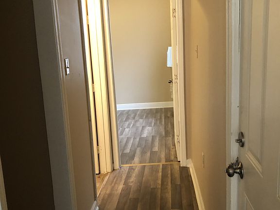 3rd image of 1207 S Clark St