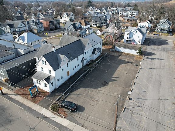 4th image of 24 Madison Ave