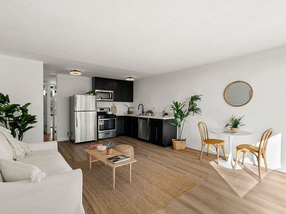 1st image of 4723 Beverly Blvd
