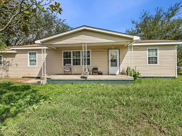 725 N Pine St, Stratford, OK 74872