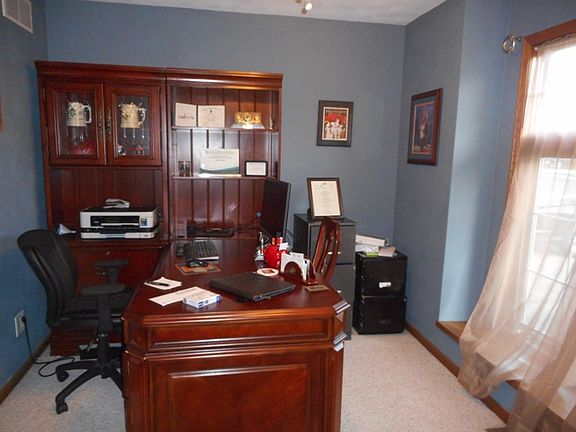 office/ main floor bedroom