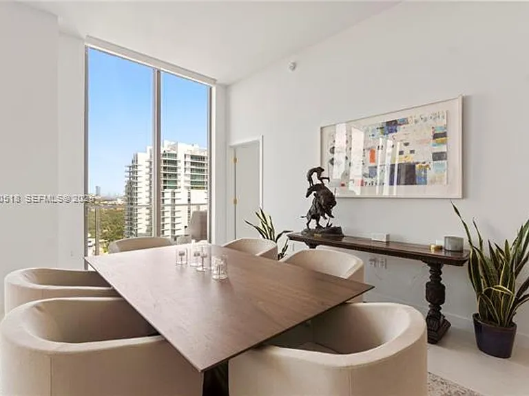 2678 Tigertail Ave #Penthouse CU-4 — Photo 13
