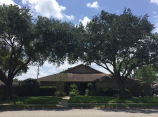 608 Santa Fe, Victoria, TX 77904