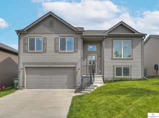 5313 S 196th St, Omaha, NE 68135