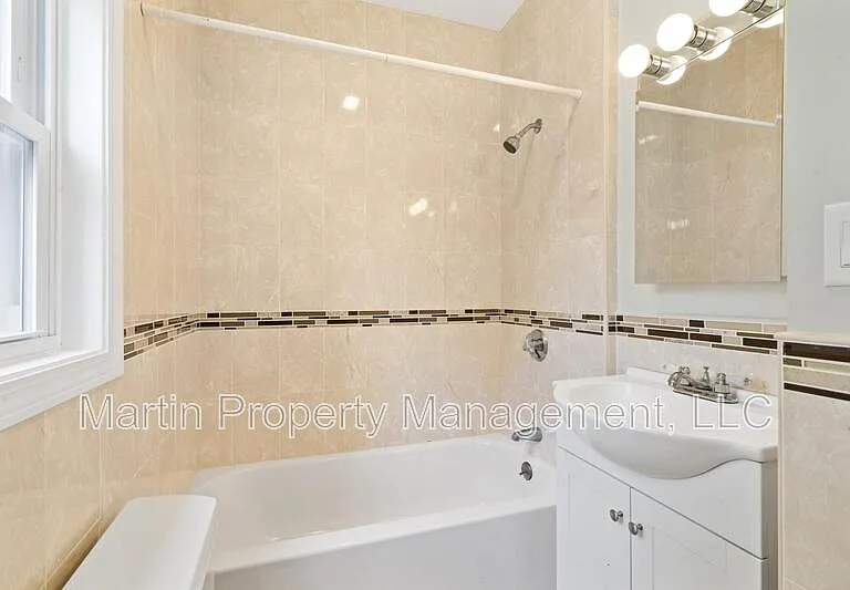 79 Derby St — Photo 7