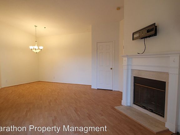 2nd image of 631 Oak Run Trl Unit 401