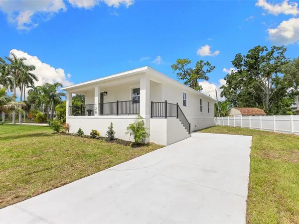 120 Brown St, Bradenton, FL 34208