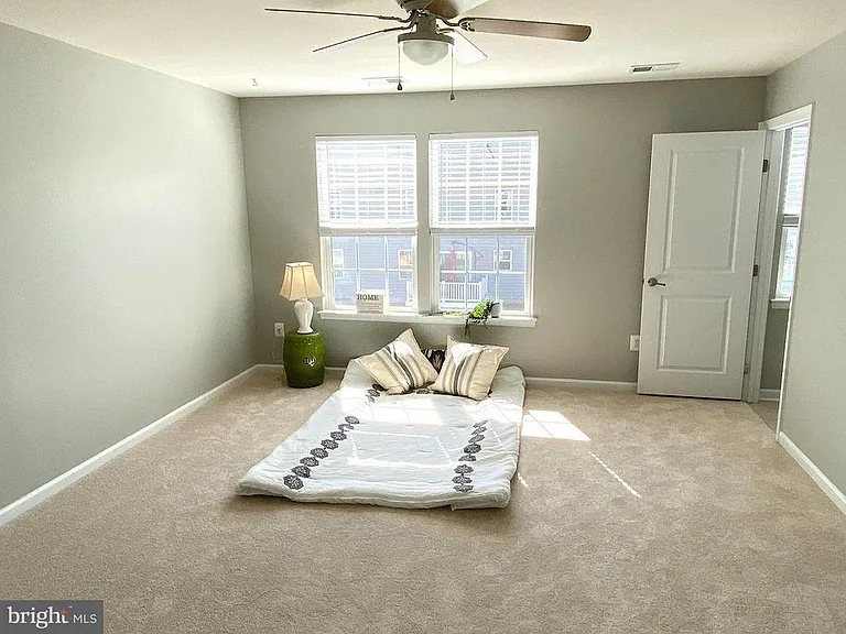 146 Norwood Dr — Photo 5