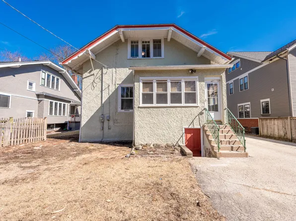 809 Linden Ave, Oak Park, IL 60302