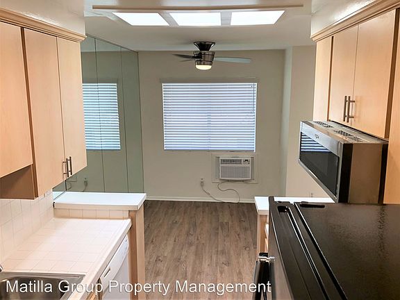 5th image of 1227 Wellesley Ave APT 8